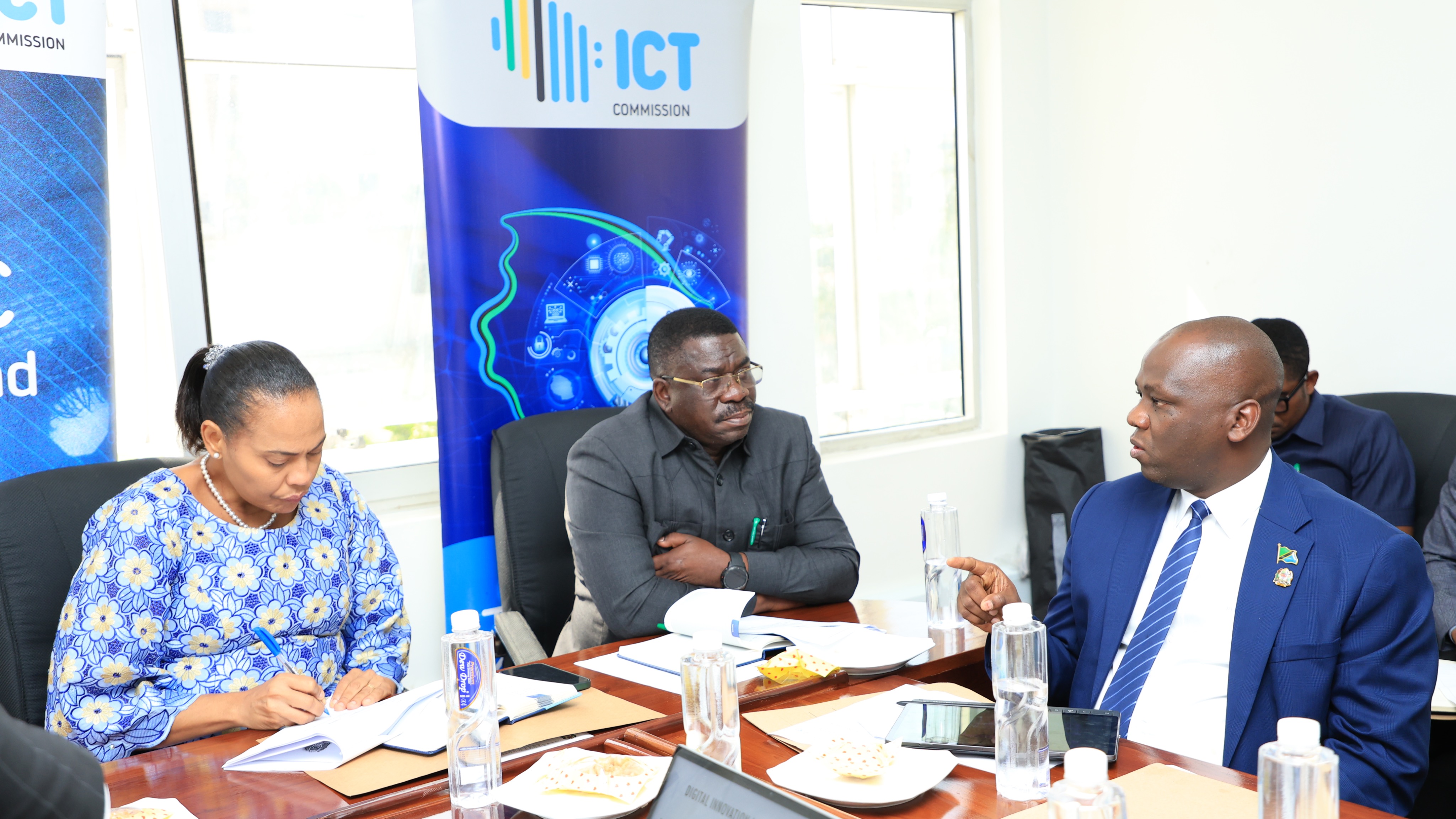 Wizara ya Mawasiliano na Teknolojia ya Habari