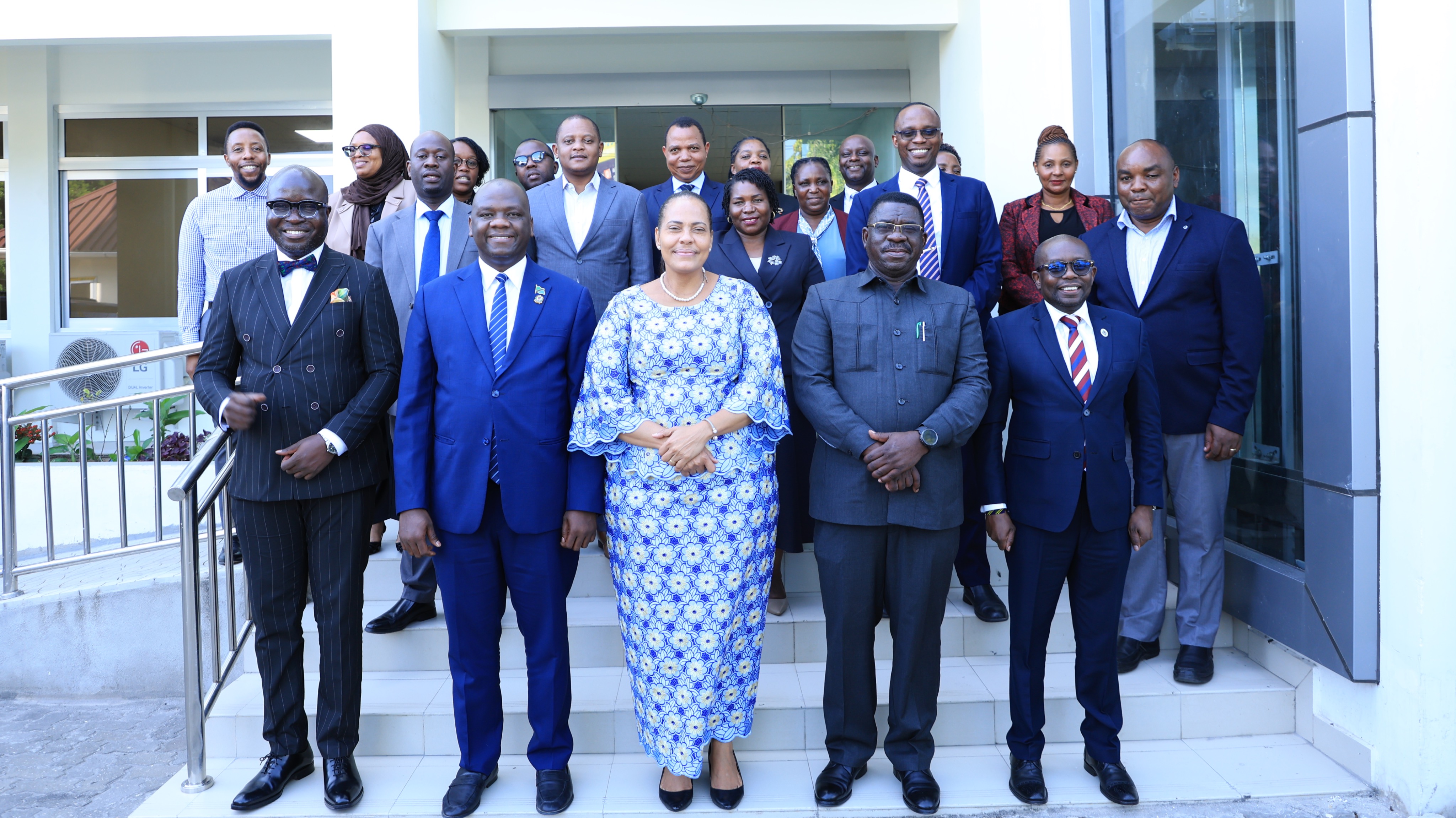 Wizara ya Mawasiliano na Teknolojia ya Habari