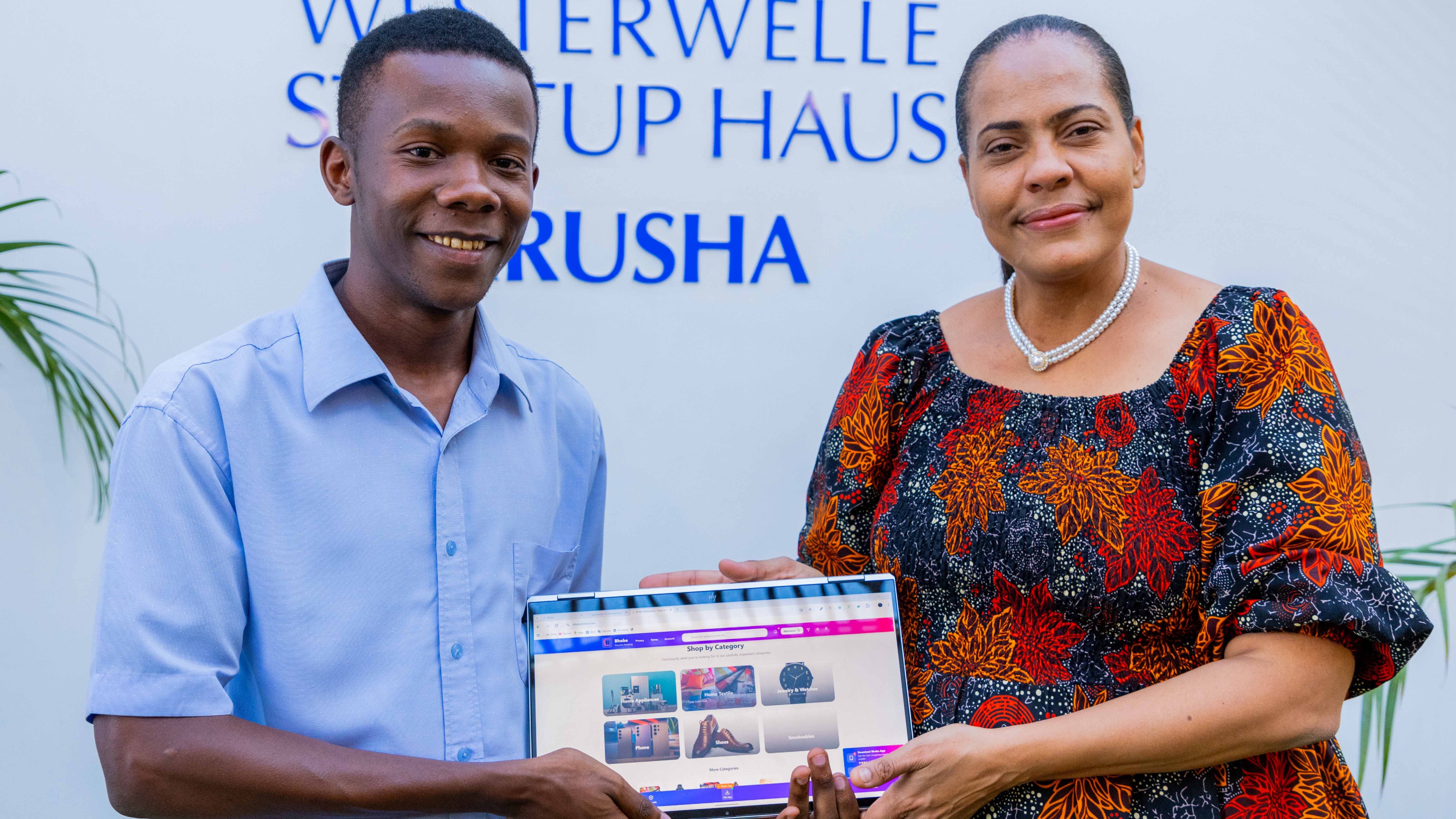 Wizara ya Mawasiliano na Teknolojia ya Habari