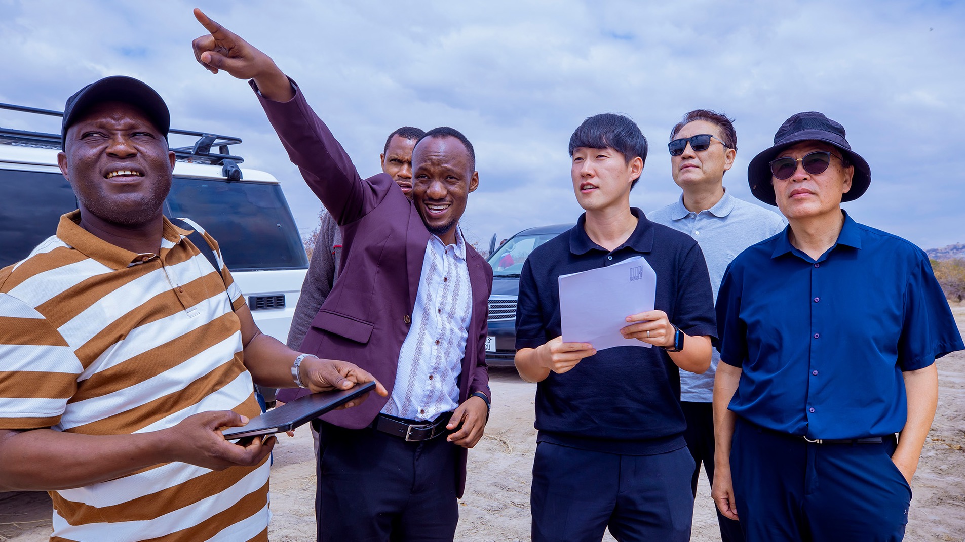 Wataalamu wa Korea Exim Bank Wakagua Eneo la Ujenzi wa Chuo Mahiri cha TEHAMA
