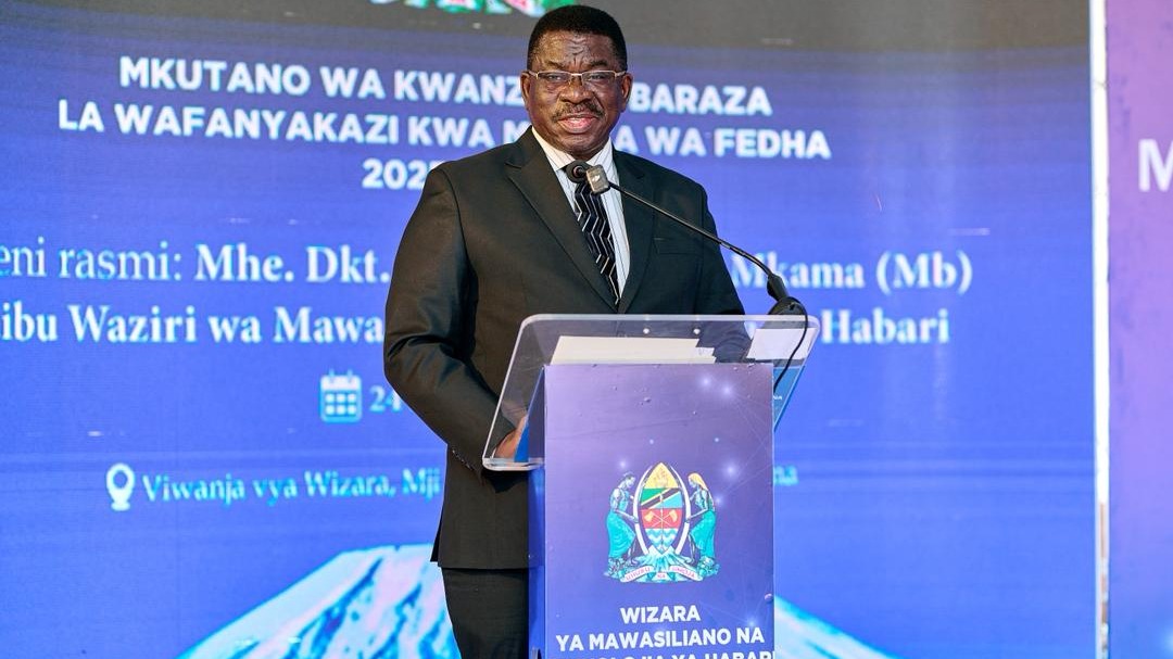 Naibu Waziri Mkama Ahimiza Ushirikiano na Uwajibikaji kazini