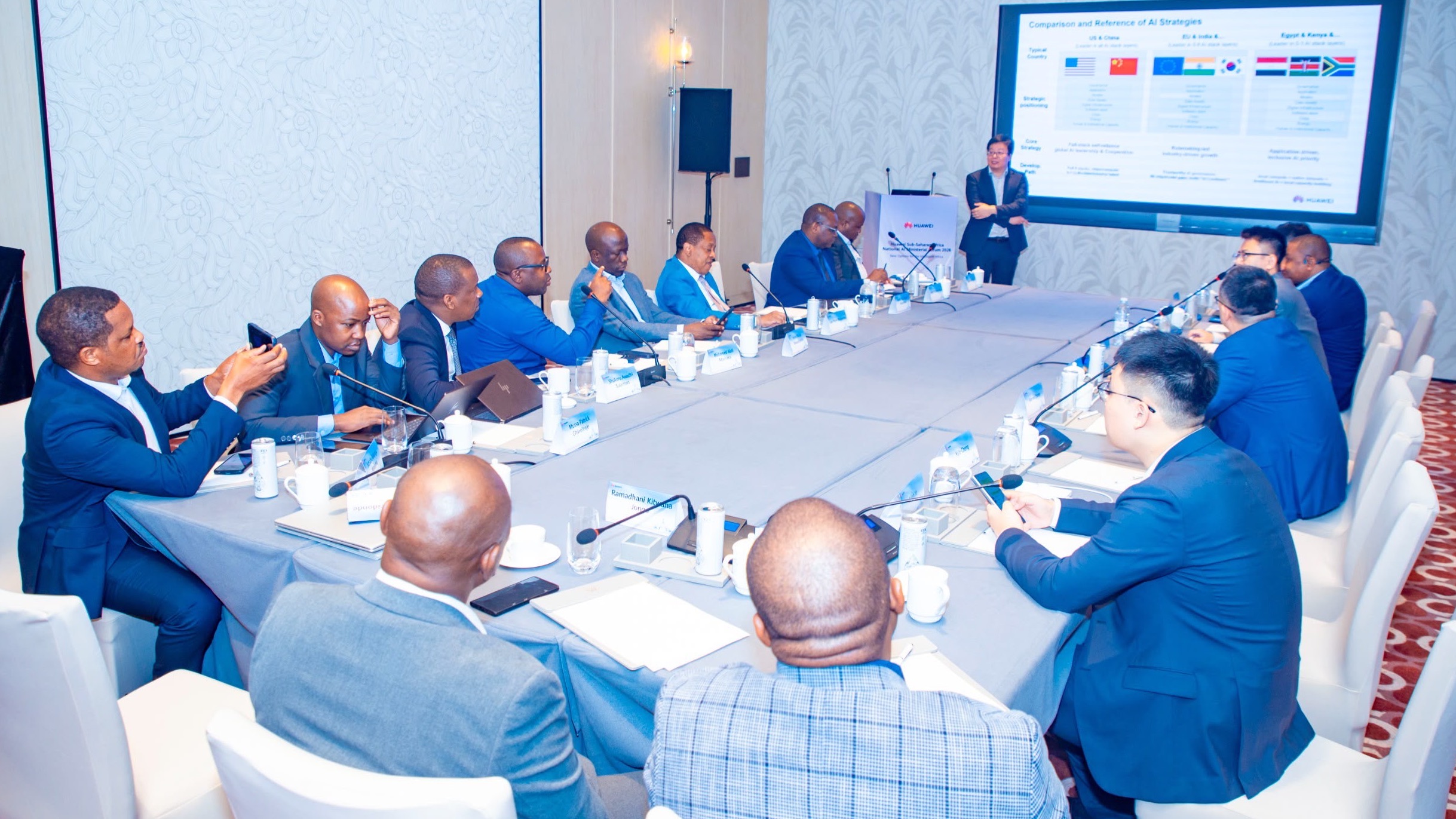USHIRIKIANO KATI YA WIZARA YA MAWASILIANO NA TEKNOLOJIA YA HABARI NA HUAWEI WAJADILIWA KWA KINA