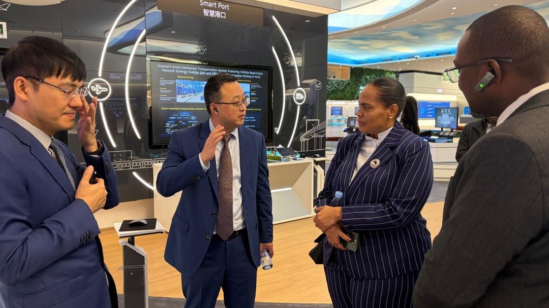 Waziri Kairuki Atembelea Ukumbi wa Maonesho wa Teknolojia za Kisasa nchini China