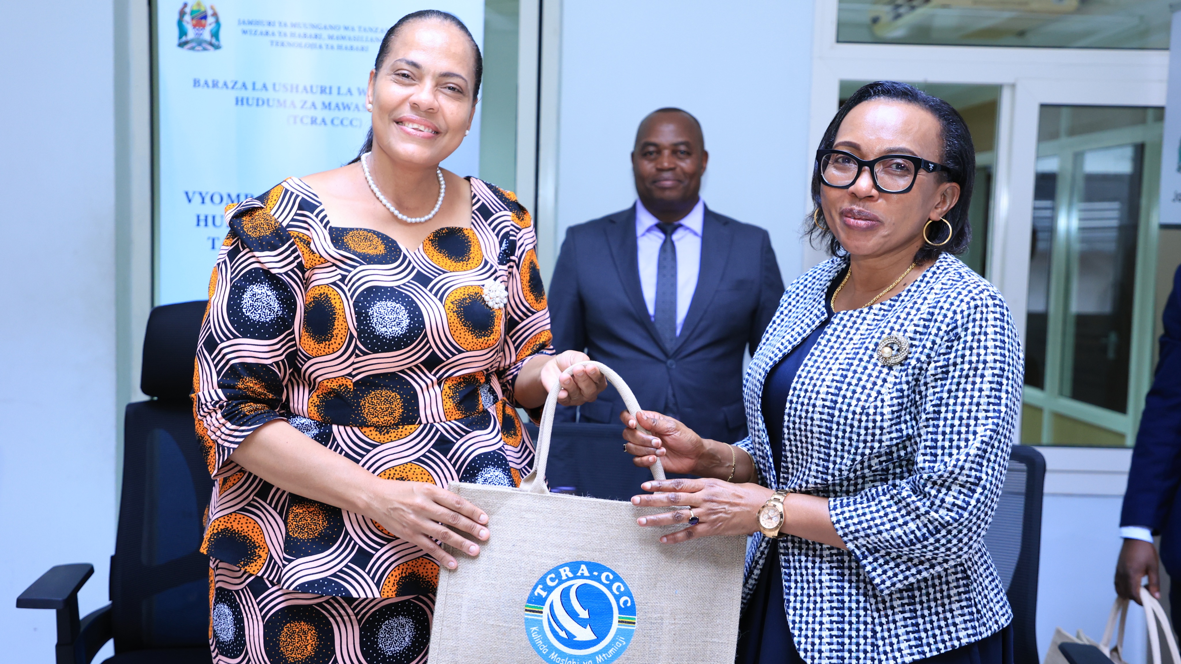 TCRA-CCC Yatakiwa Kuongeza Ushirikiano na Watumiaji wa Huduma za Mawasiliano
